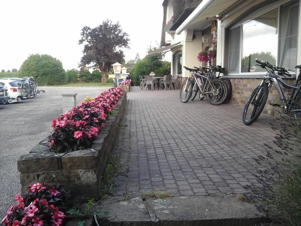 Arconaty Hotel Linter Exterior photo